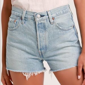 501 High Rise Light Wash Denim Shorts